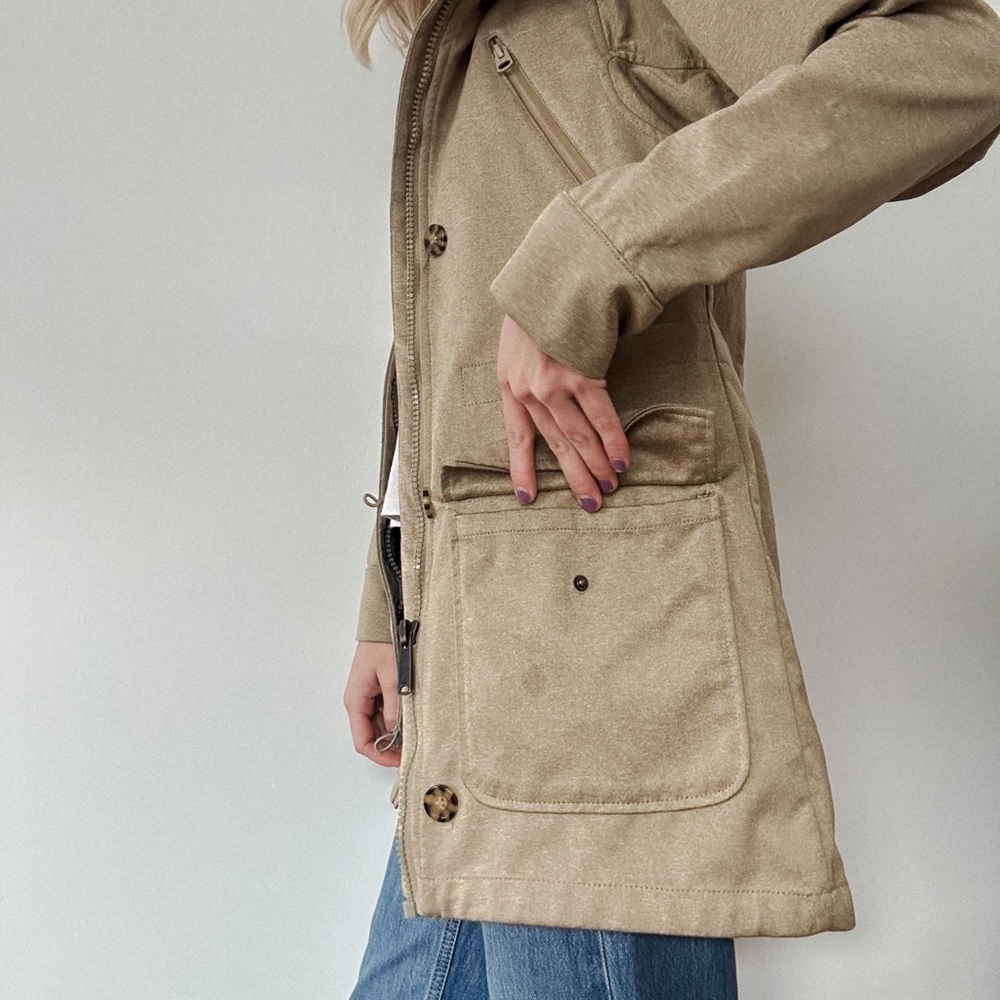 Burton shell jacket - Picture 2 of 4